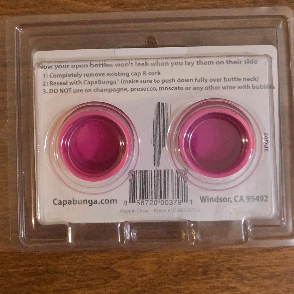 CapaBunga Pink Silicone Wine Bottle Resealers 2pk Princess B*tch Leakproof Caps
